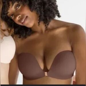 Evelyn & Bobbie Everyday Bustier Bra Mica Wireless Push up Size 32 G.